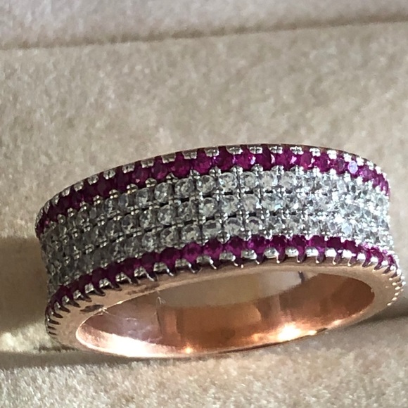 Sterling Silver Fuchsia And Cubic Zirconia Ring - Picture 3 of 4
